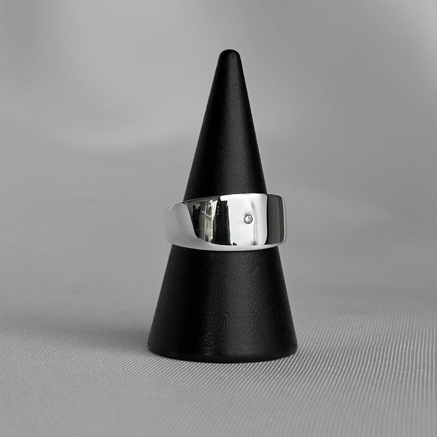 Flat Tapered Single Stone Ring