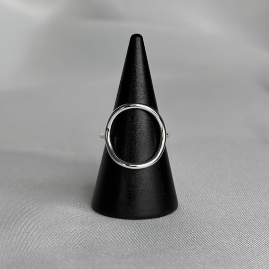 Agape Basic Circle Ring